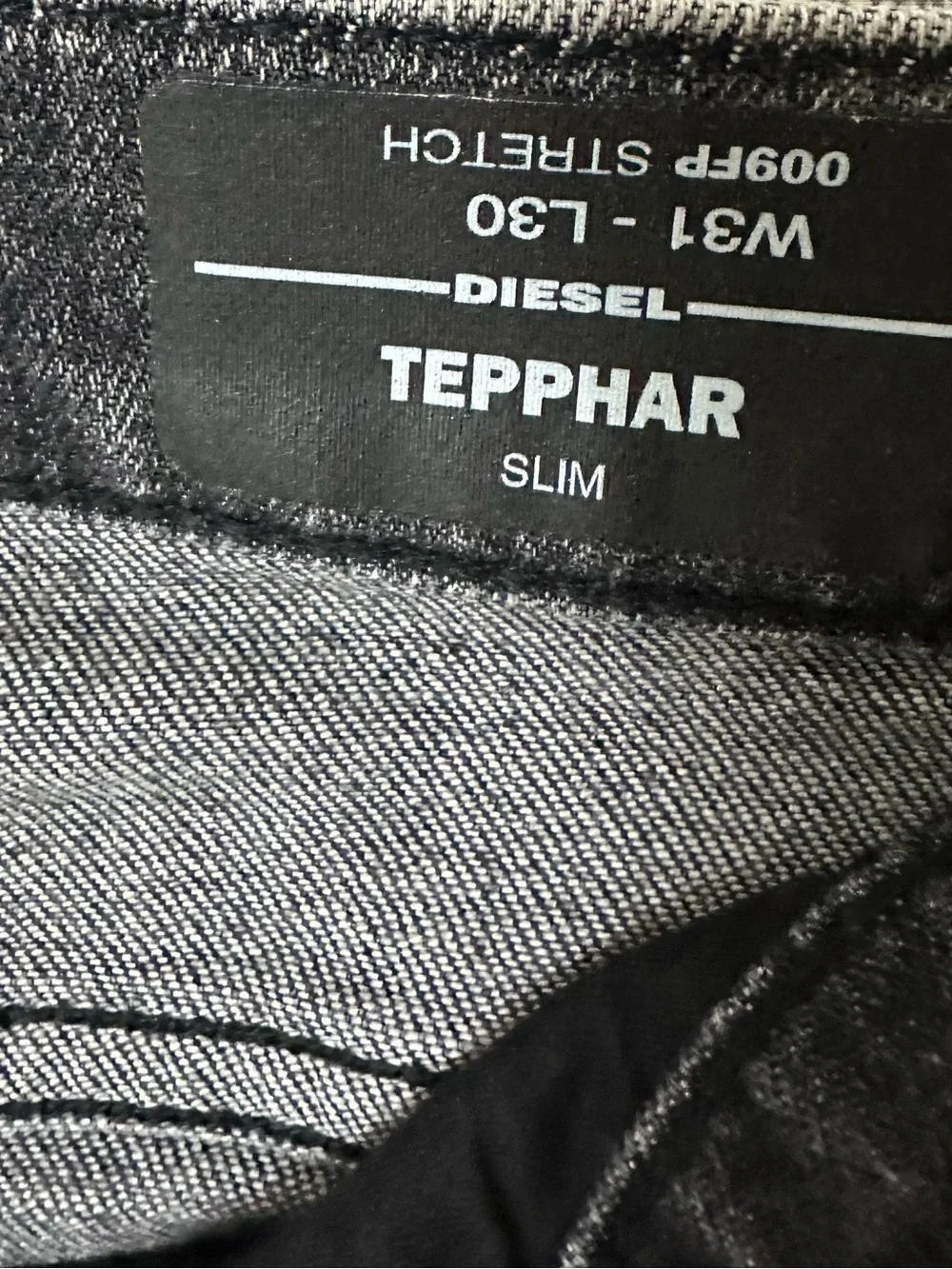 Diesel Tepphar Men's Slim Fit Grey Jeans